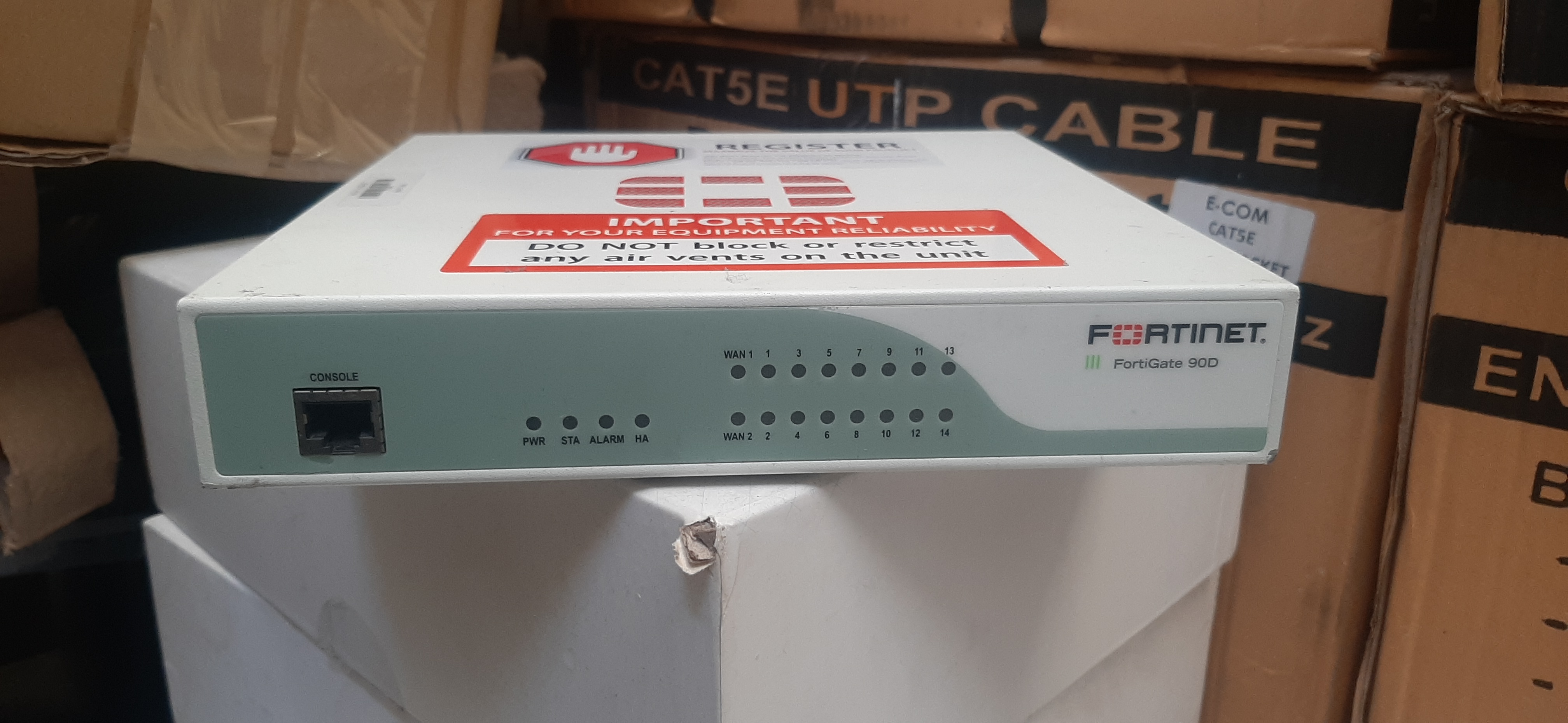 Fortinet FortiGate-90D Security Appliance Firewall มือสอง ประกันร้าน 1 เดือน