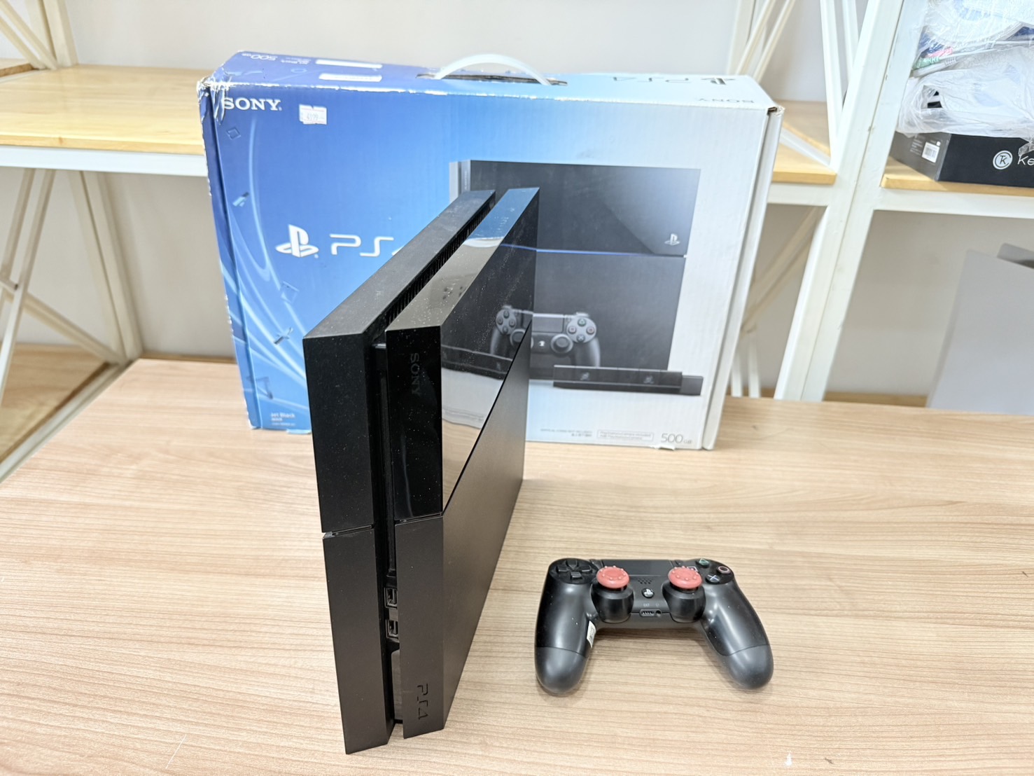 เครื่องเล่นวิดีโอเกม Sony Playstation 4+Dual Shock+Micro USB