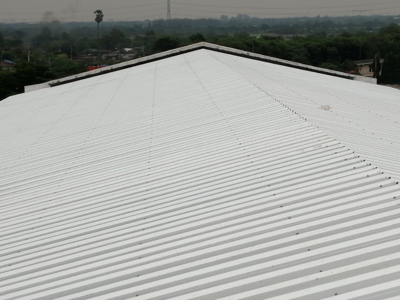 รร.อนุบาลเทศบาลต.เขางู ปรับปรุงหลังคาอาคาร 4 ชั้น