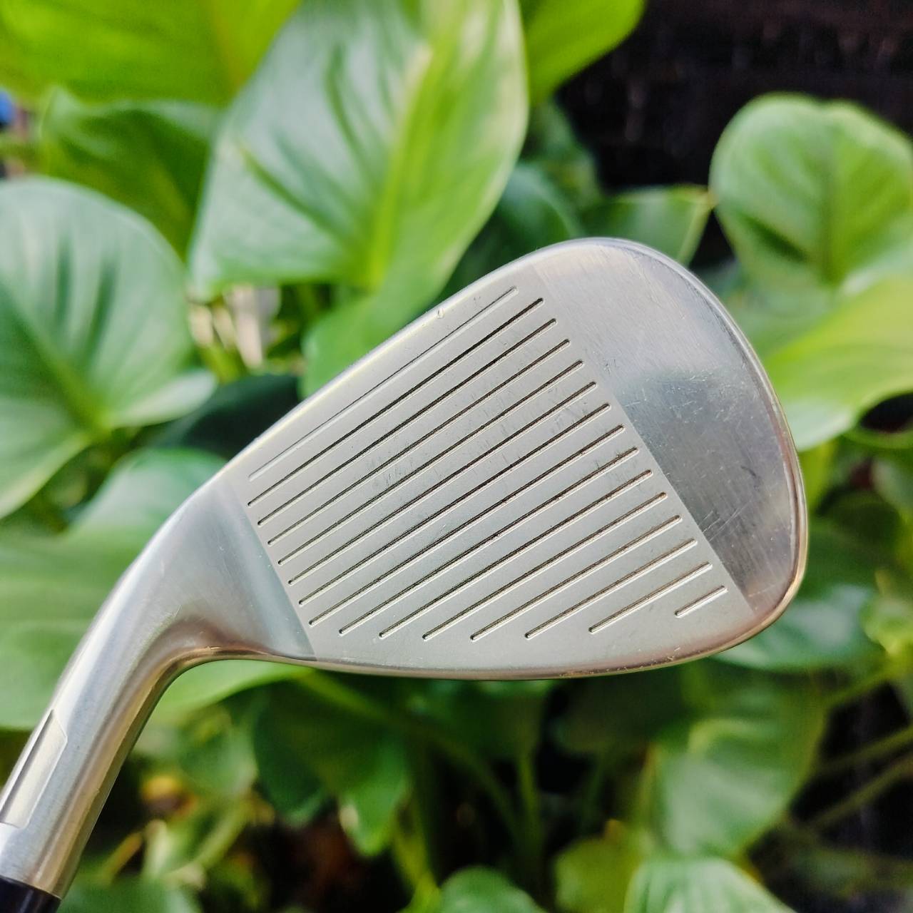 ชุดเหล็ก Taylormade SIM2 MAX ก้าน TENSEI BLUE FLEX R ก้านตัวนี้แพงที่สุดค่ะ ถ้าก้านตัวนี้ ของใหม่อยู่ที่ 43,900 บาทเลยค่ะ มีเหล็ก 5 6 7 8 9 PW . TaylorMade SIM2 Max Irons เหมาะสำหรับนักกอล์ฟที่ต้องการไม้ที่ตีง่าย ชดเชยความผิดพลาดสูง ให้ความรู้สึกนุ่มนวลใน