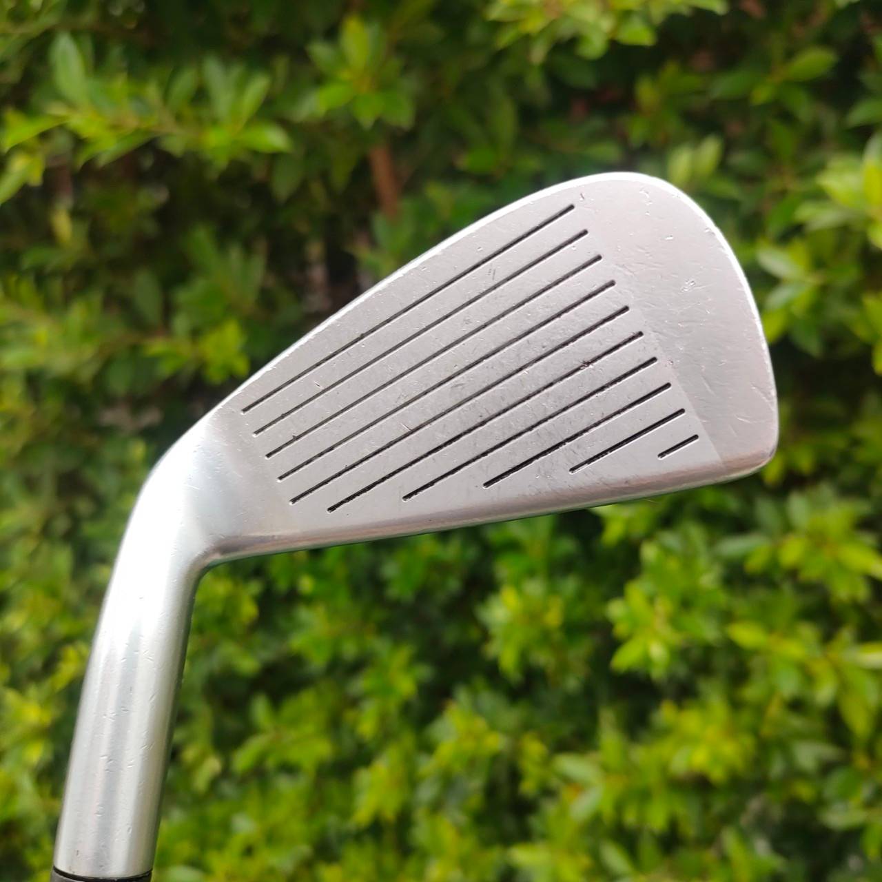 ชุดเหล็ก HONMA LB-606 CAVITY BACK มีเหล็ก 3 - 10 เเละ SW ก้าน SUPER LIGHT CARBON FLEX R-1 วัสดุพรีเมี่ยม FORGED จาก JAPAN SAKATA ก้านเบาพิเศษ ทำให้ตีง่ายมาก!! ไม้กอล์ฟมือสอง ของแท้ BY NakaraLuxurious