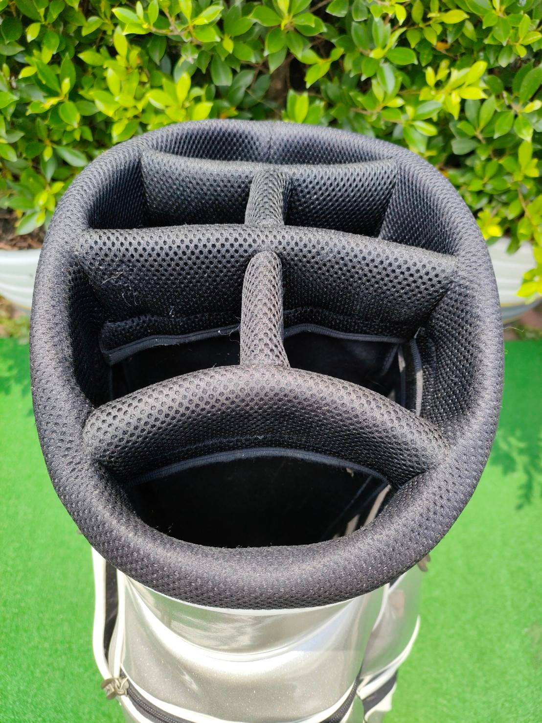 ถุงกอล์ฟ MIZUNO แท้ติดโลโก้ ISUZU มือสอง