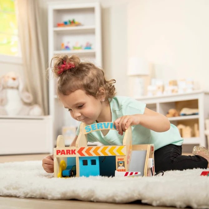 ที่จอดรถ ที่ล้างรถ Melissa & Doug Service Station Set รุ่น 9271 ของเล่นเสริมพัฒนาการเด็ก