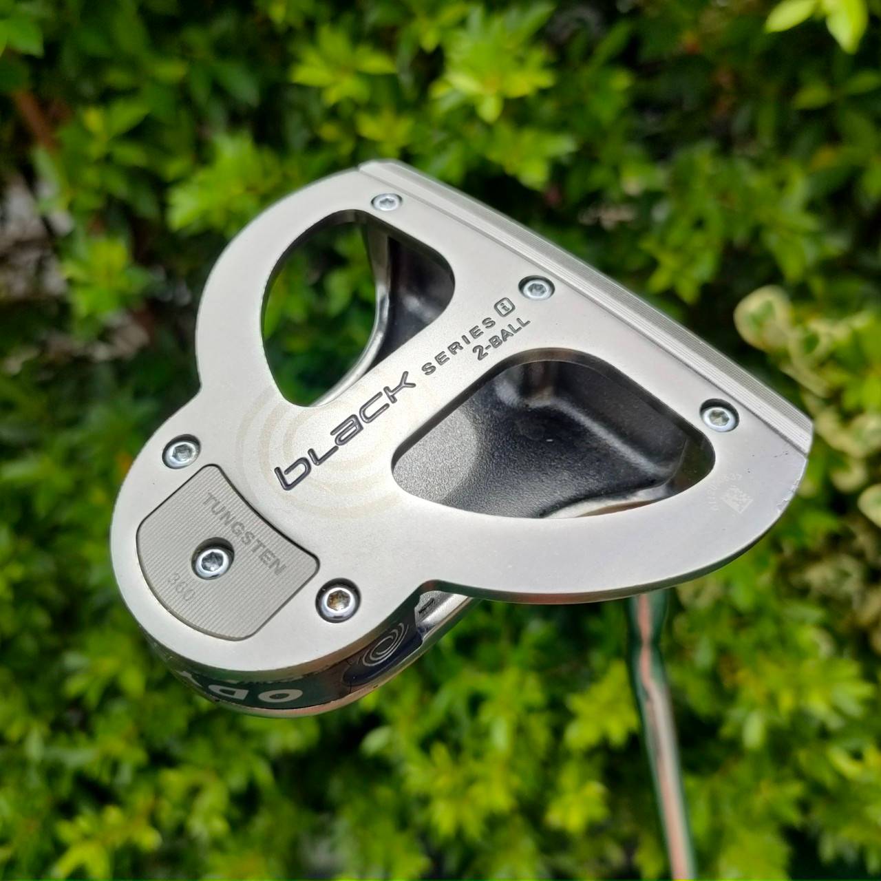 PUTTER ODYSSEY BLACK SERIES 2- BALL ความยาว 34 นิ้ว สวยมากๆเดิมๆ มีถ่วงทังสเตน ด้านหลัง ได้บล๊านซ์มากๆ ไม้กอล์ฟมือสอง ของแท้ BY NakaraLuxurious