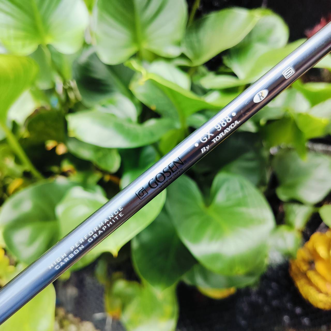 HYBRID GOSEN JAPAN GX 988 องศา 18 ก้านผลิตจาก TORAYCA ดีที่สุดในโลก!!! เป็นไฮบริดพรีเมี่ยมญี่ปุ่น หน้า MARAGING หน้าเด้ง ตีโดนง่ายมาก เสียงใส ได้ระยะ ของดีที่ราคาเบา ต้องรีบจัดด่วน!!!