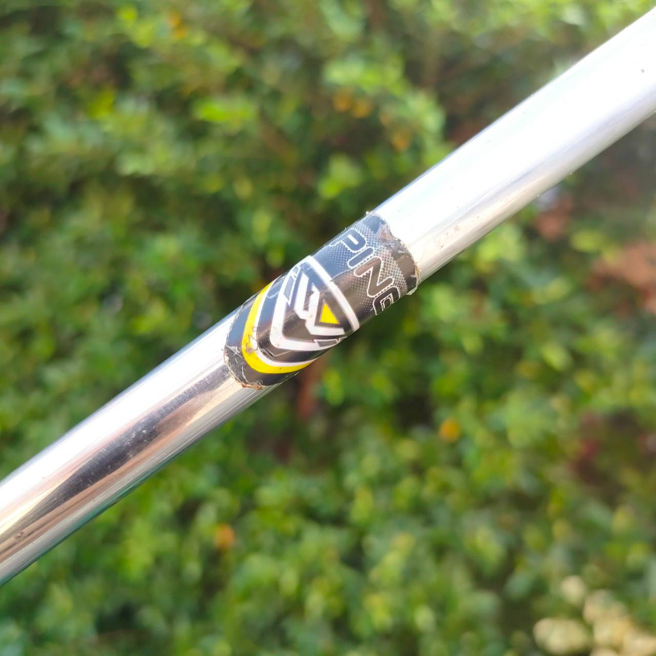 PUTTER PING IWI 1/2 CRAZ-E ความยาว 34 นิ้ว กริฟ SUPER STROKE ก้านแบบเจาะตรงกลาง CENTER พัตต์เล็งง่ายๆ เส้นสายตามองง่าย!! ไม้กอล์ฟมือสอง ของแท้ BY NakaraLuxurious