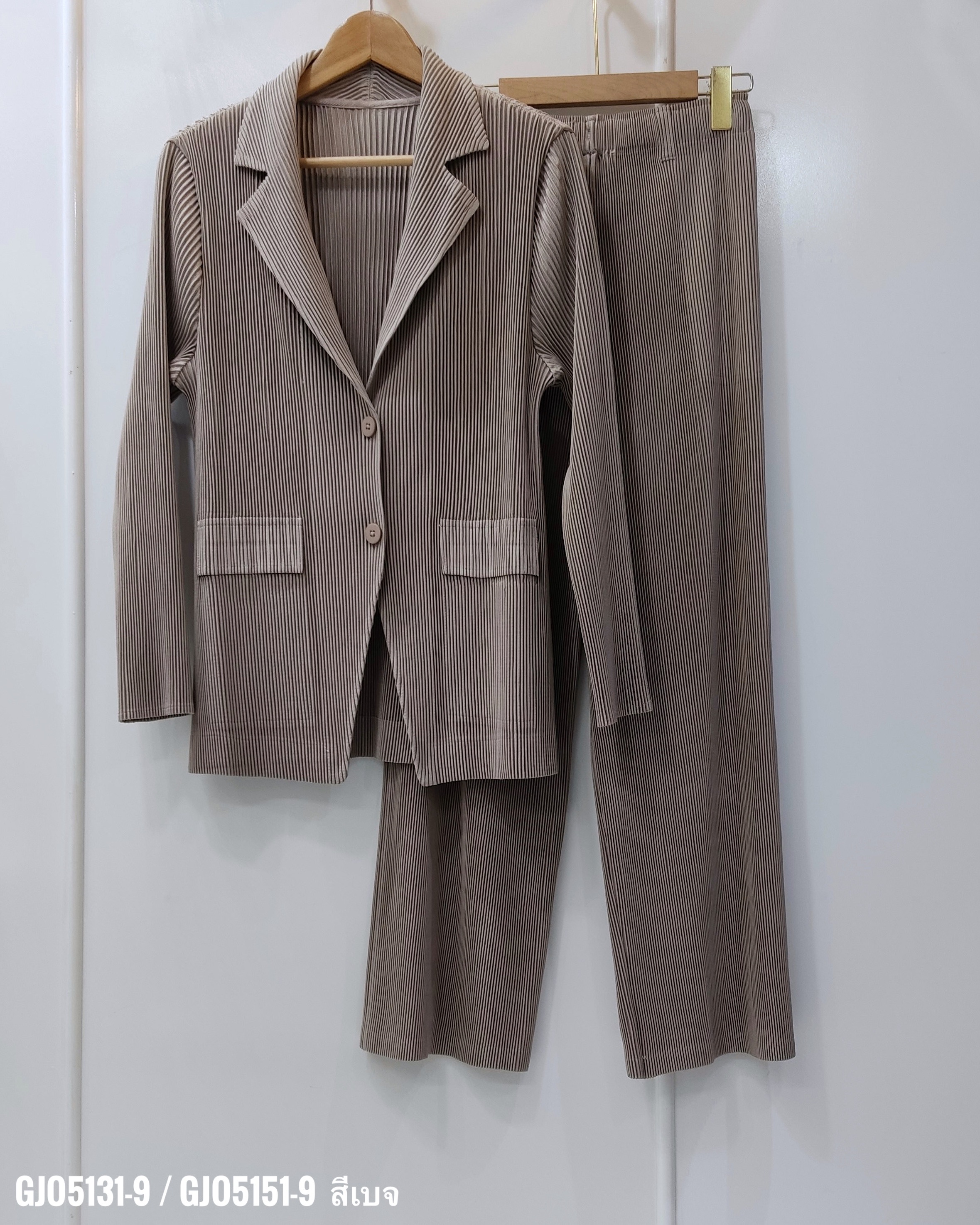 สีใหม่ ยาว37.5 นิ้ว 2MUAY รุ่น GJO5131-9 / GJO5151-9 เซ็ตพลีท THICK MINIMAL LUXE PLEATED BLAZER SET 8 สี FREE SIZE