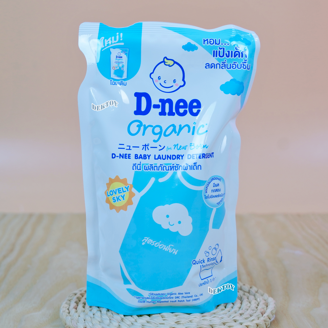 D-nee ดีนี่ น้ำยาซักผ้าสำหรับเด็กดีนี่นิวบอร์น กลิ่น Lovely Sky สีฟ้า 550 มล.