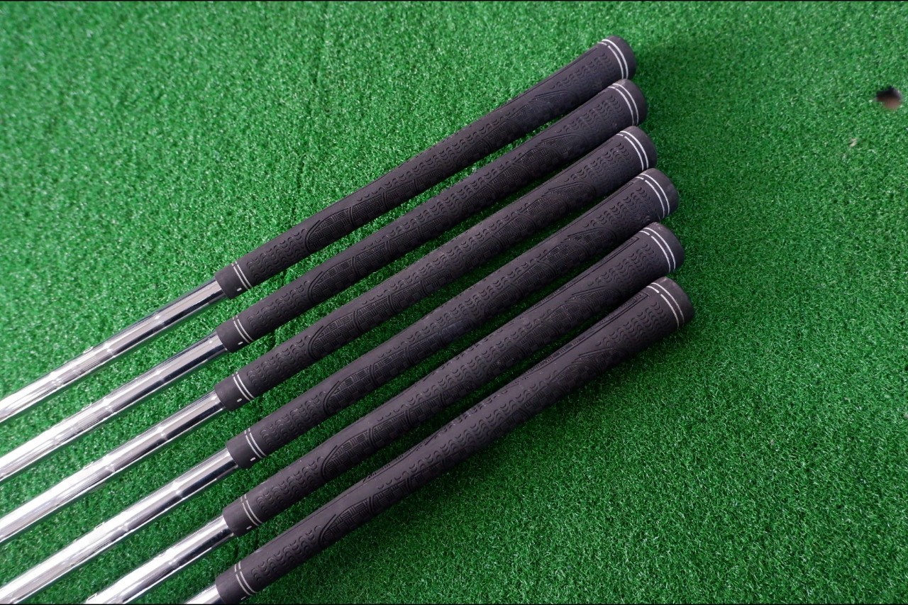 IRONSET HONMA BEZEAL 535