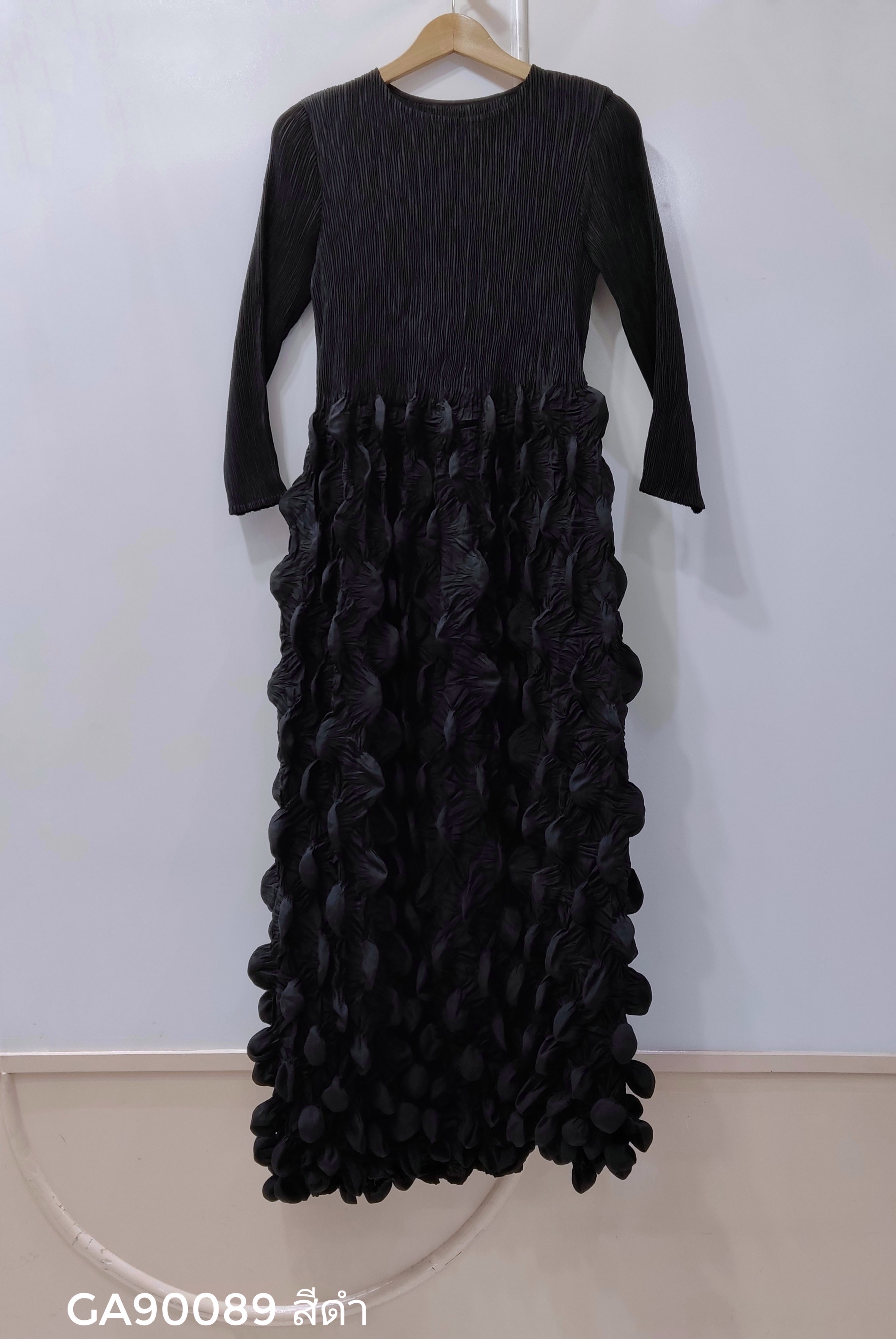 อกถึง 50 ยาว 51 นิ้ว 2MUAY รุ่น GA90089 เดรสอัดพลีทผ้าเนื้อ Matte LONG SLEEVE BUBBLE PLEATED DRESS 5 สี FREE SIZE