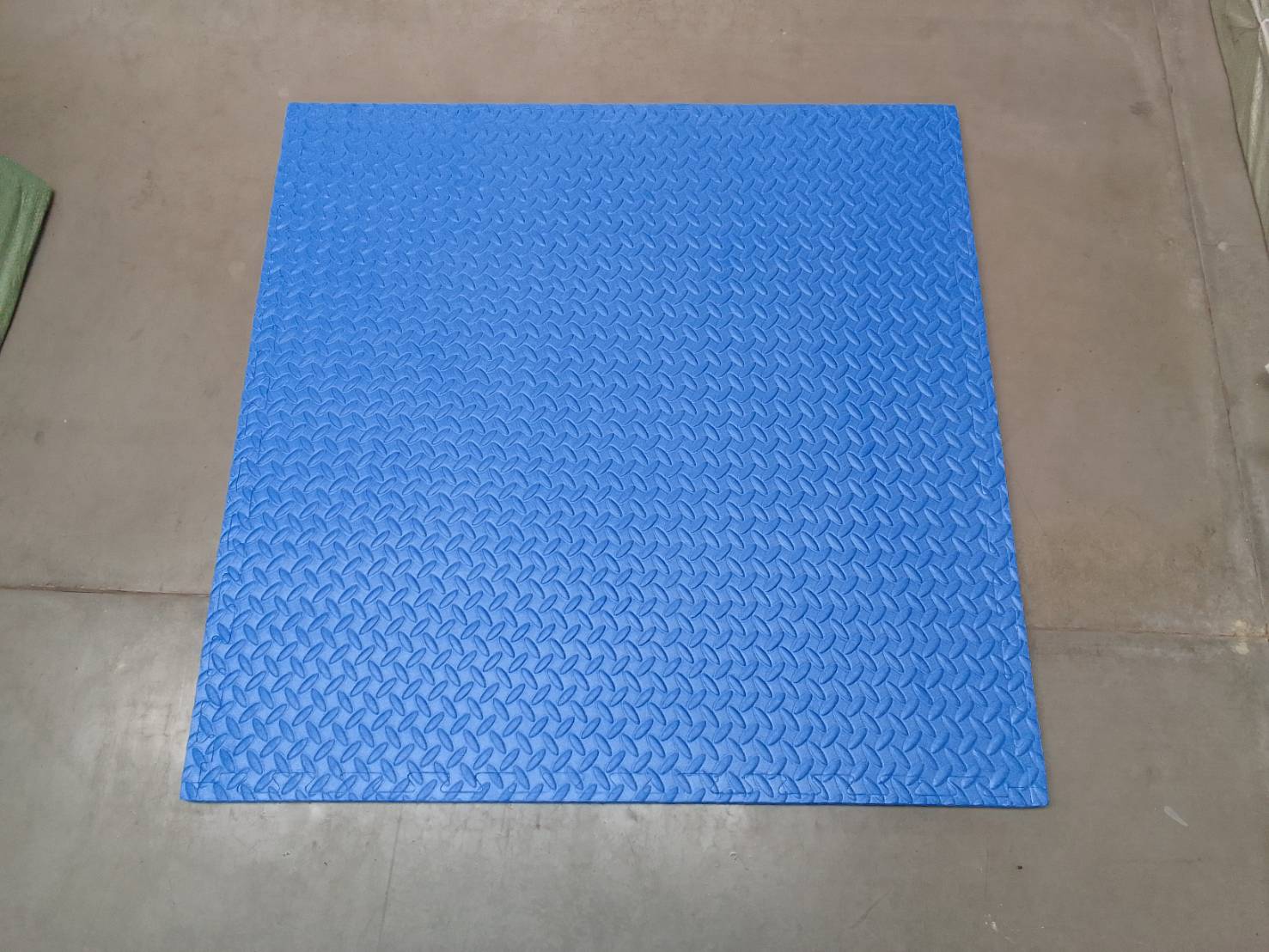 แผ่นโฟมปูพื้นกันกระแทก จิ๊กซอ EVA (งานนำเข้า) 20 มล 100x100 หนา2 ซม. ,แผ่นกันกระแทก,แผ่นโฟมปูพื้น, โฟมปูพื้น,จิ๊กซอว์ปูพื้น, แผ่นรองคลาน สำหรับเครื่องเล่นสนามในร่ม ห้องเด็กเล่น พร้อมส่ง ราคาโรงงาน