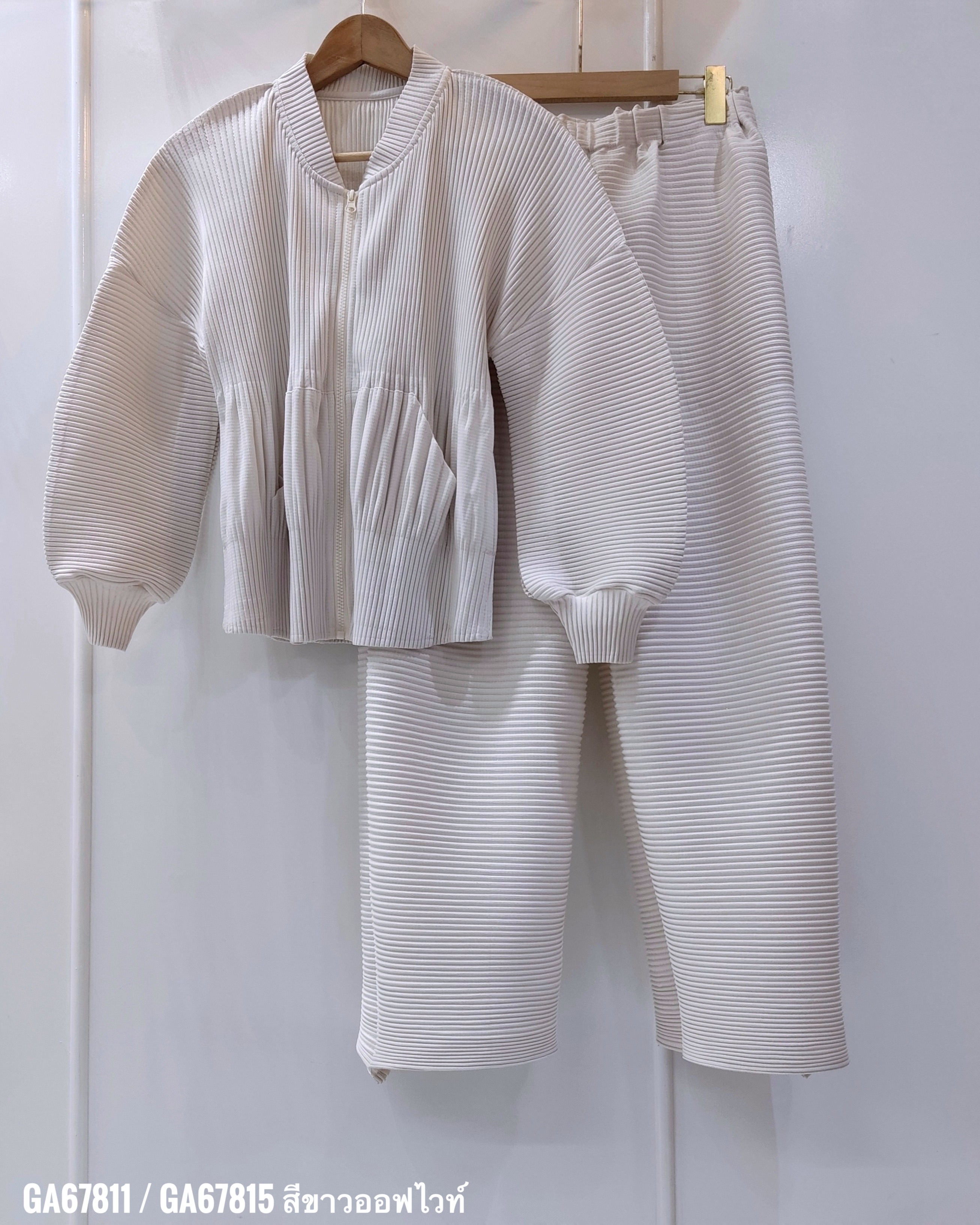 2MUAY รุ่น GA67811 / GA67815 THICK CARDIGAN ZIP FRONT PLEATED SET 4สี FREE SIZE