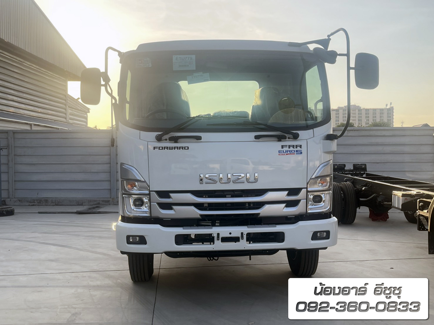 6 ล้อ ISUZU FRR Euro 5 Max หัวแซสซีส์