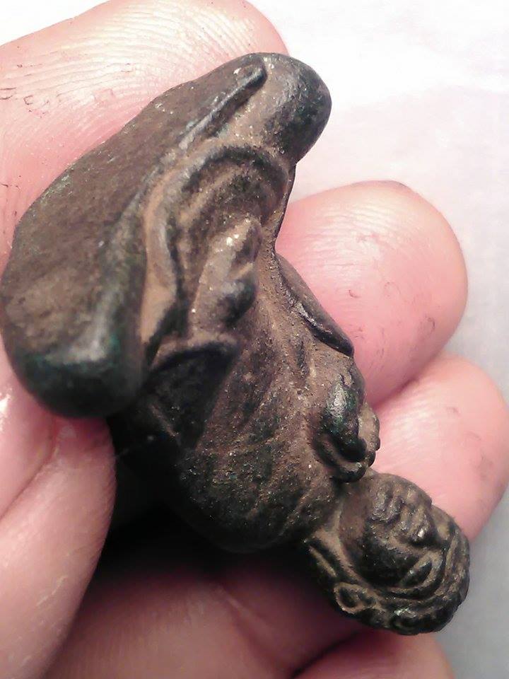 (ขายแล้ว)พระพุทธ ศิลปทวารวดี ปางประธานพร เนื้อสำริด สนิมหยก 8000/-