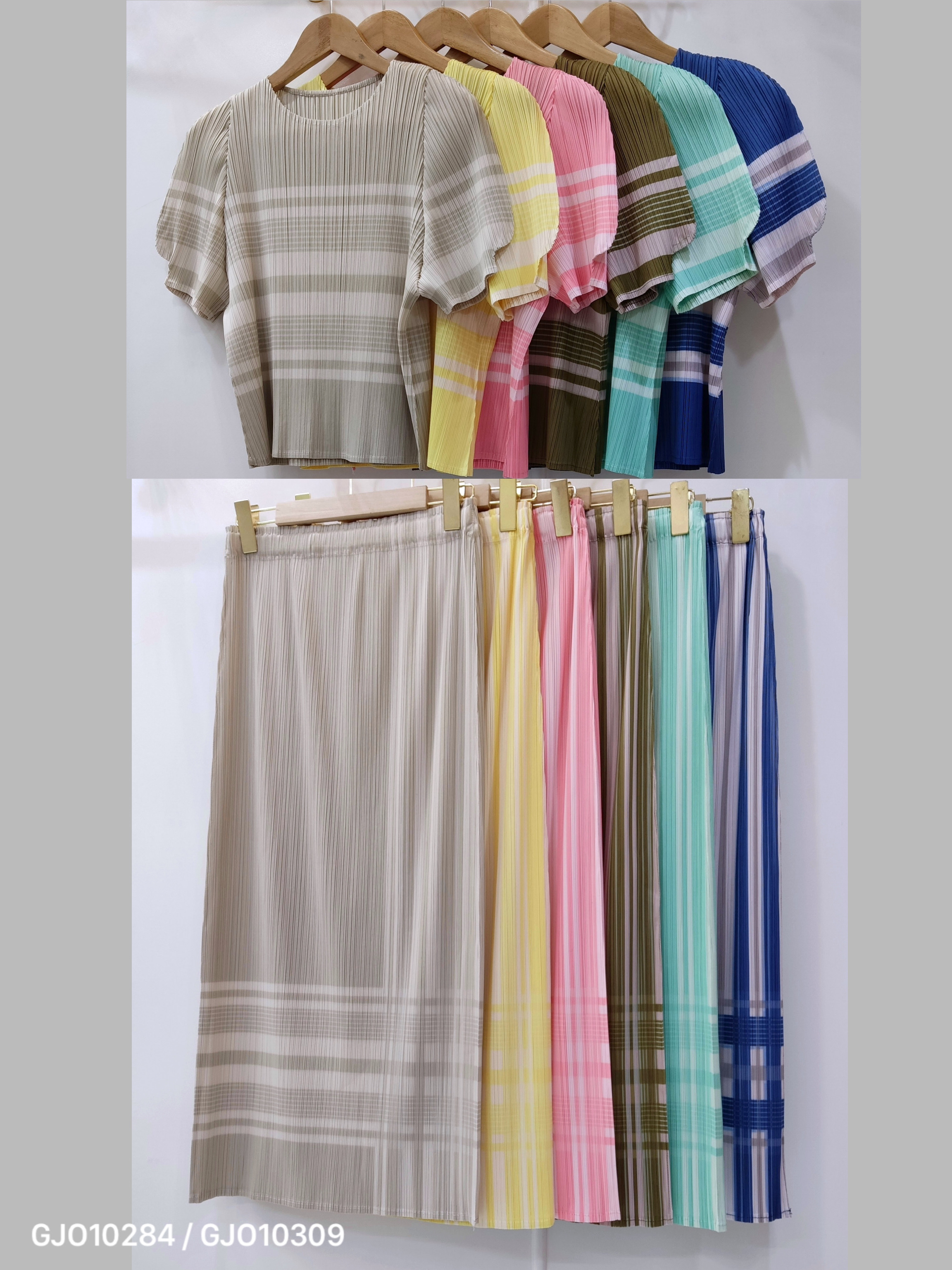 2MUAY รุ่น GJO10284 / GJO10309 เซ็ตอัดพลีท STRIP PRINTED PLEATED SET 6 สี FREE SIZE