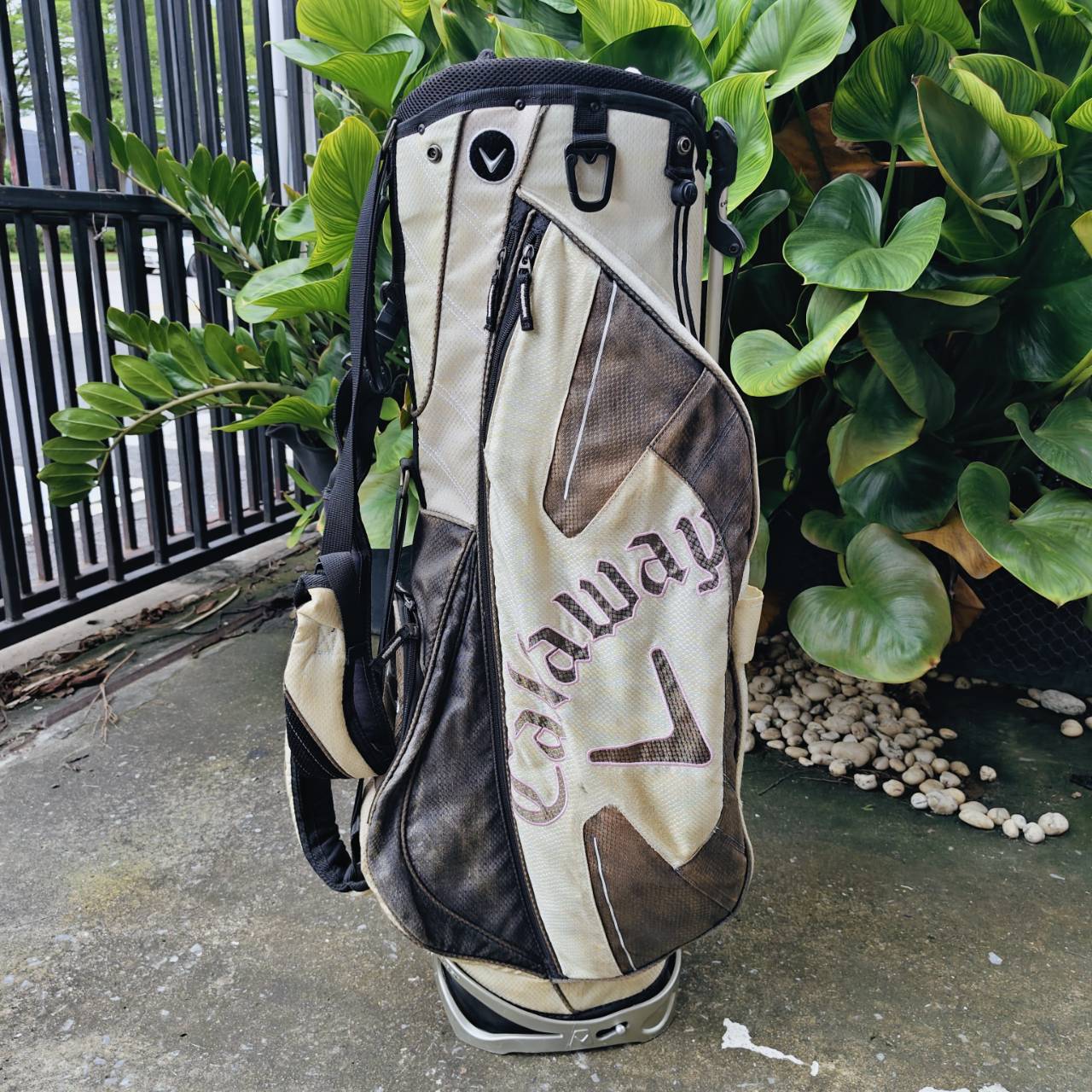 ถุงกอล์ฟ Callaway มือสอง ของแท้ เป็นแบบขาตั้ง