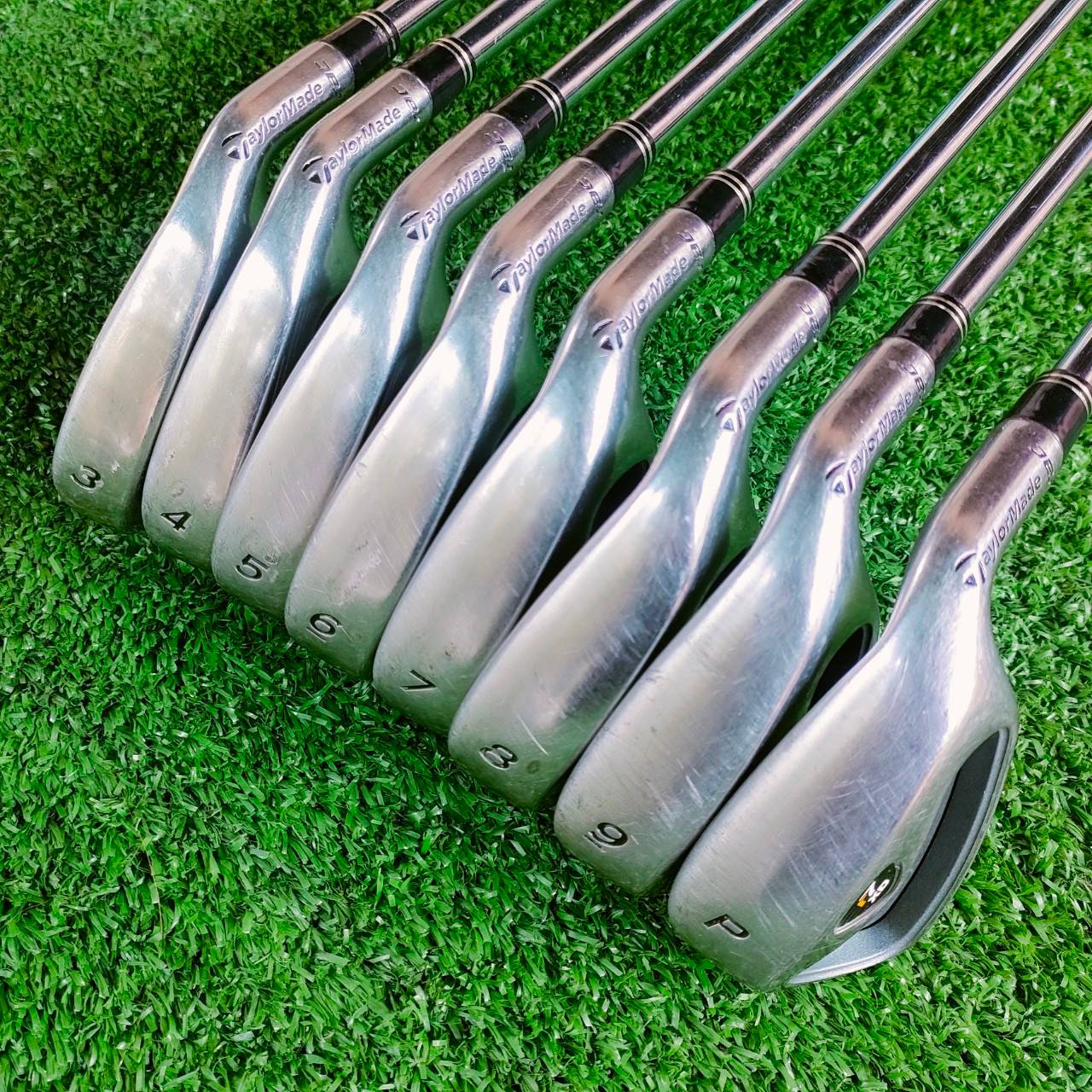 ชุดเหล็ก TAYLORMADE R7 รุ่น XD เป็นรุ่นหน้าเด้ง ตีไกลมากๆ เหมาะสำหรับท่านที่ตีเหล็กไม่ได้ระยะ หน้าใบเหล็กมีแผ่นหน้าเด้งอีกชั้นนึง ไม้กอล์ฟพรีเมี่ยมมือสอง ของแท้ By NakaraLuxurious