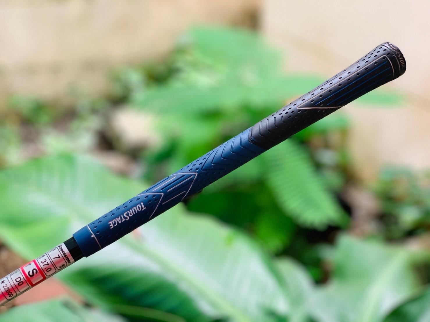 เหล็ก 7 BRIDGESTONE TOUR STAGE VIQ