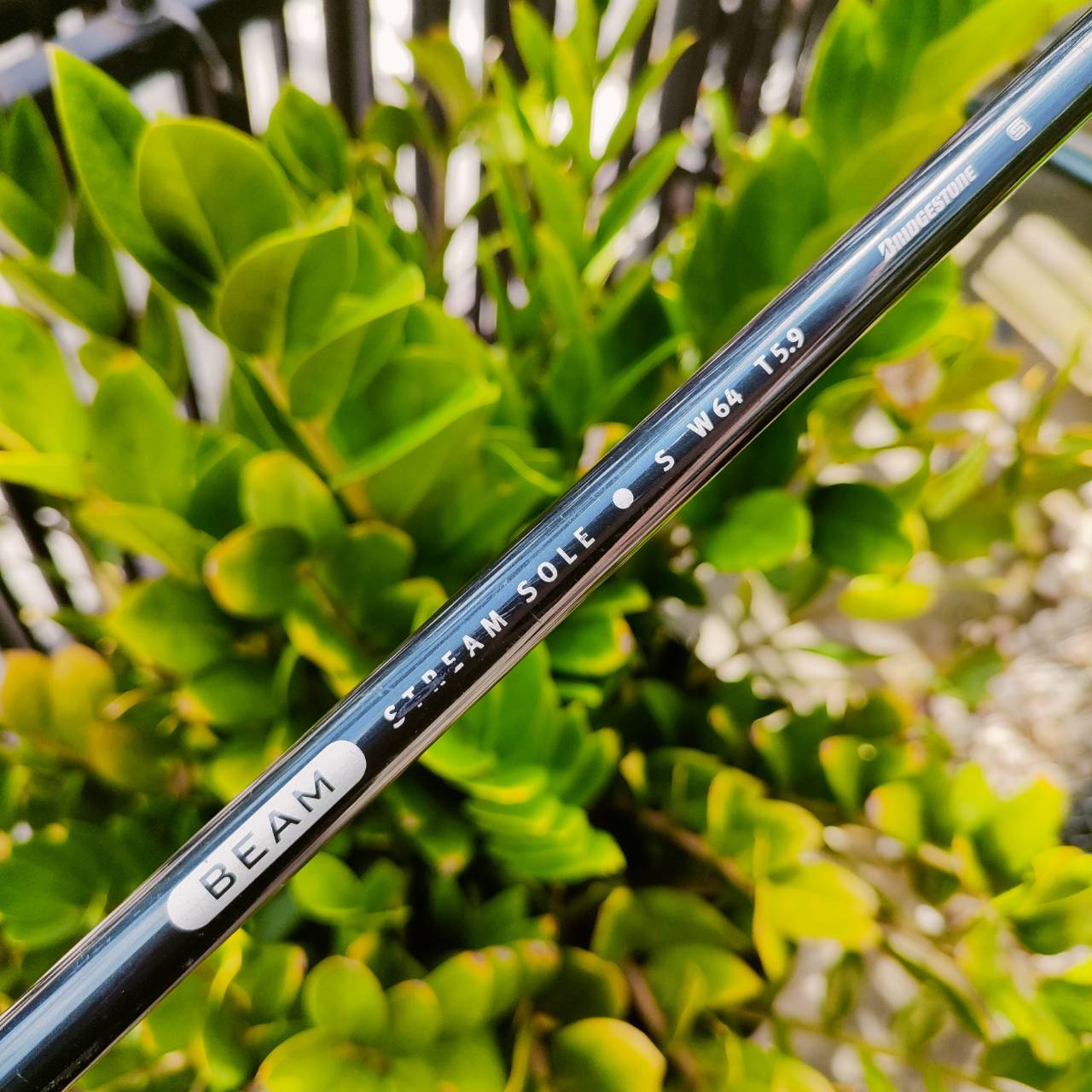 FW3 BRIDGESTONE BEAM องศา 15 เป็น STREAM SOLE ออกแบบดีมาก ได้ระยะดีมาก สภาพสวยมากเดิมๆ FLEX S MADE IN JAPAN รุ่นยอดนิยม ไม้กอล์ฟพรีเมี่ยมมือสอง ของแท้ By NakaraLuxurious