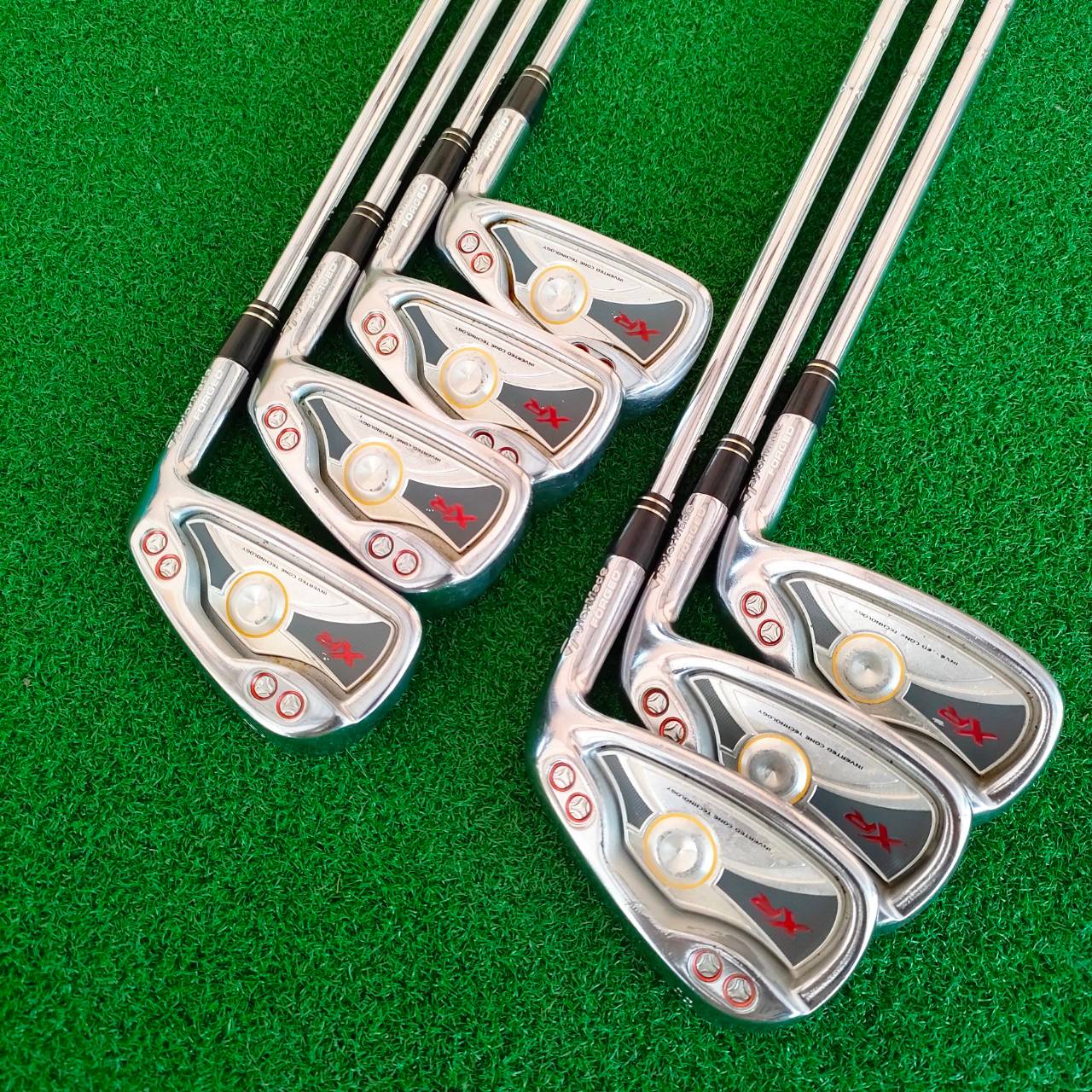 ชุดเหล็ก TAYLORMADE XR FORGED มีเหล็ก 4-9 เเละ PW เหล็ก FORGED CAVITY คุณภาพสูง งานพรีเมี่ยมมากๆ ตระกูล XR พรีเมี่ยม