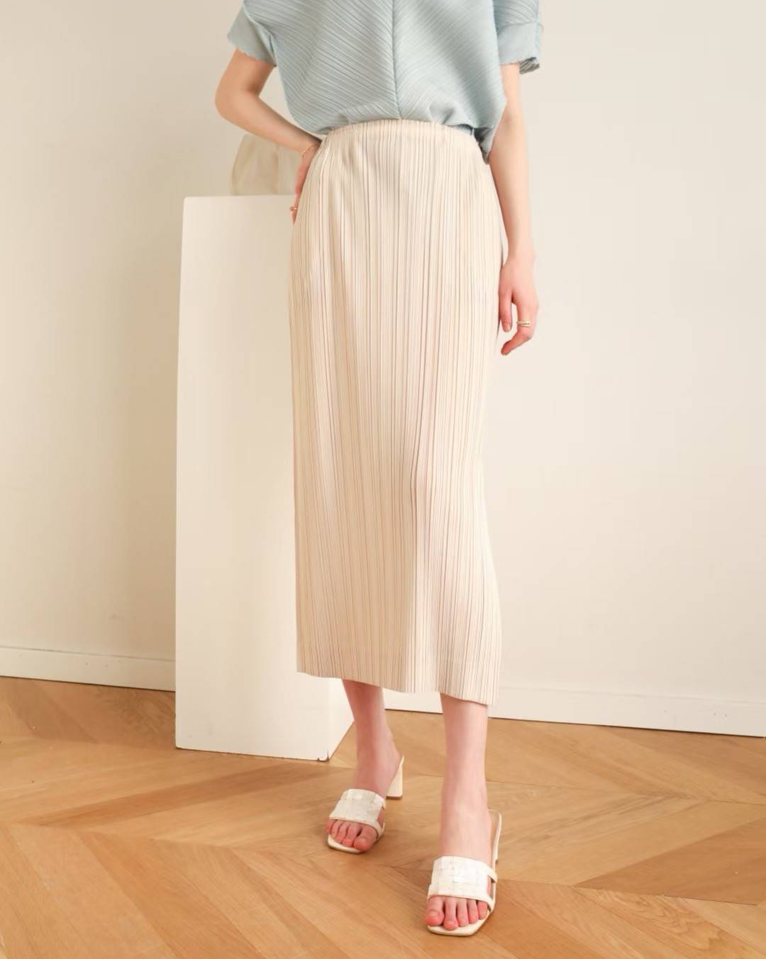 ยาว 32นิ้ว! 2MUAY รุ่น GJO7127 กระโปรงผู้หญิง กระโปรงอัดพลีทคุณภาพ 12สี FREE SIZE SIMPLY PLEATED SKIRT