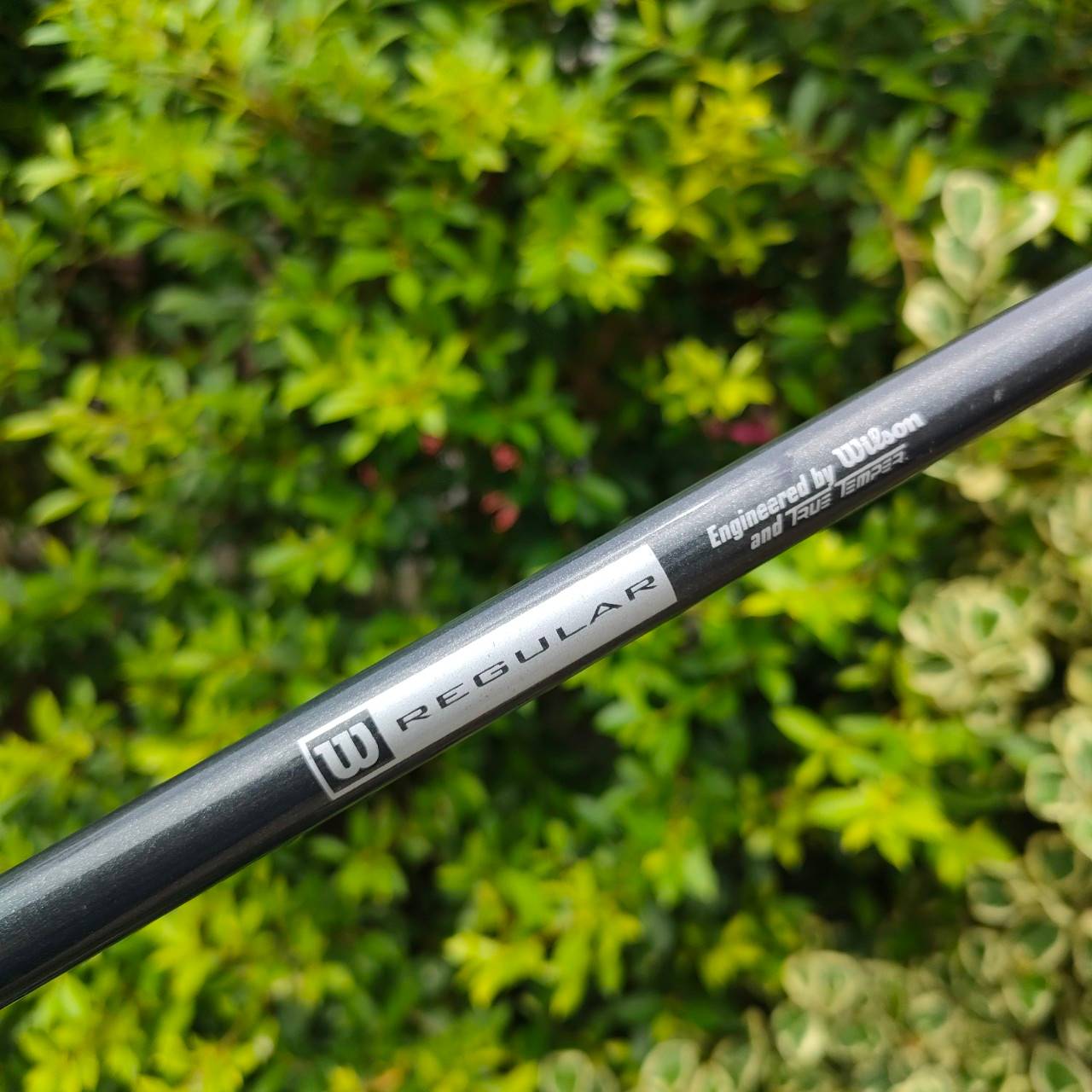 FW3 WILSON FATSHAFT องศา 14 ก้าน FATSHAFT FLEX R หัวไทเทเนี่ยม คุณภาพดีมาก ตีง่าย และเป็นรุ่นก้านอ้วน ลดกานสั่งสะเทือน ได้ดีมากๆทำให้ตีแม่นมากกกกก และความคุมทิศทางได้เป็นอย่างดี ระยะมาดีสุดๆ มือใหม่ยิ่งตีง่าย มาพร้อม Cover เดิมๆ ตรงรุ่น ราคาพิเศษสุดข๊อคกั