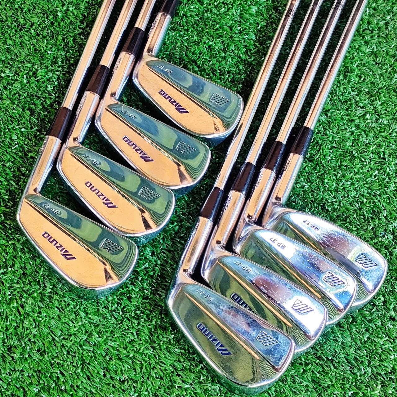 ชุดเหล็ก MIZUNO MP-37 มีเหล็ก 3-9 เเละ PW ก้าน DYNAMIC GOLD S300 วัสดุ GRAIN FLOW FORGED ในตำนาน ไม้กอล์ฟพรีเมี่ยมมือสอง ของแท้ By NakaraLuxurious