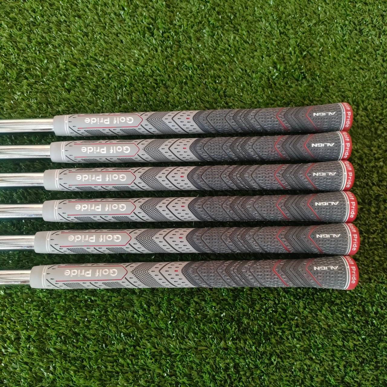 ชุดเหล็ก PRGR GN502 TOUR FORGED มีเหล็ก 5-9 เเละ PW ก้าน SPEC STEEL 095 เป็นเหล็ก FORGED ระดับ HI-END จาก Yokohama Rubber Industries, ไม้กอล์ฟมือสอง ของแท้ BY NakaraLuxurious