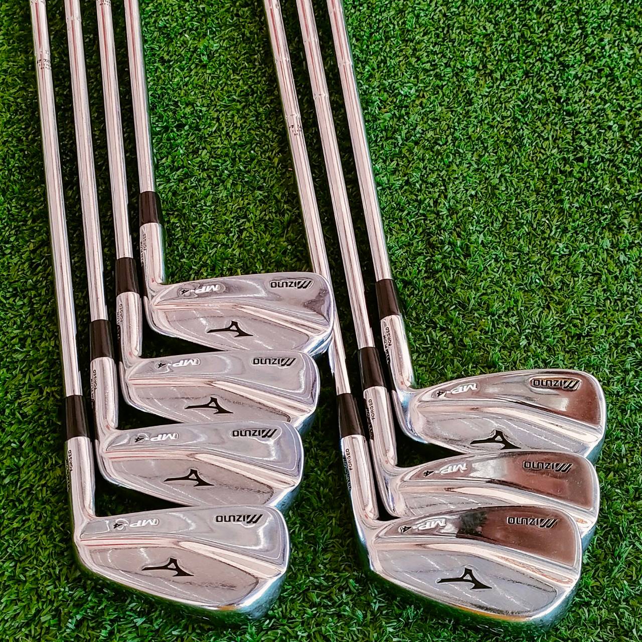 ชุดเหล็ก MIZUNO MP - 4 เทคโนโลยีการดีไซน์ Muscle Back ซึ่งมีขนาดที่หนากว่ารุ่น MP69 เพื่อให้ได้ความรู้สึกที่นุ่มมากกว่า ไม้กอล์ฟมือสอง ของแท้ BY NakaraLuxurious
