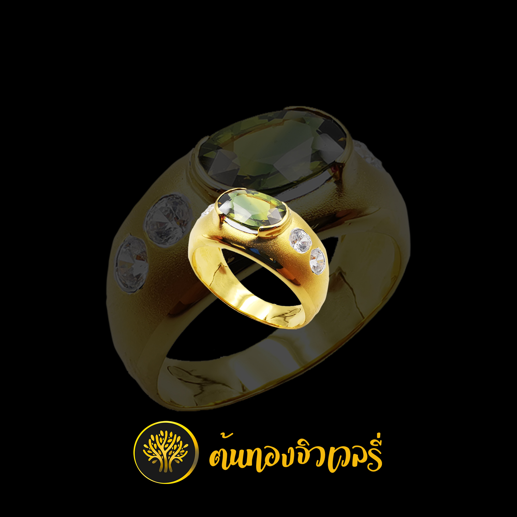 แหวนพลอยเขียวส่อง วงรี ข้างฝังเพชร พลอยเด่น เพชรสวย งานดีมากๆครับ