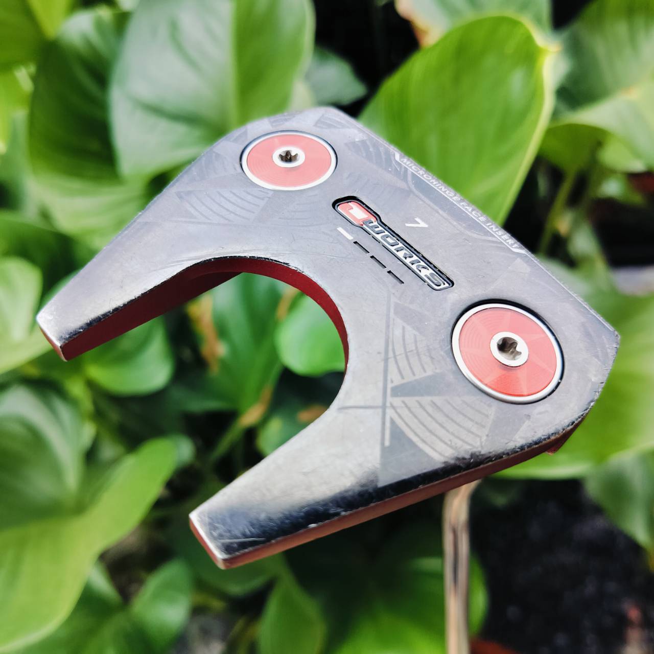 PUTTER ODYSSEY O WORKS #7 ความยาว 34 นิ้ว มี COVER เดิม ที่สุดของแจ้!!! เบอร์ 7 กำลังฮิตที่สุด ด้วยรูปทรงที่ทำให้บล๊านซ์มาก ไม้กอล์ฟพรีเมี่ยมมือสอง ของแท้ By NakaraLuxurious