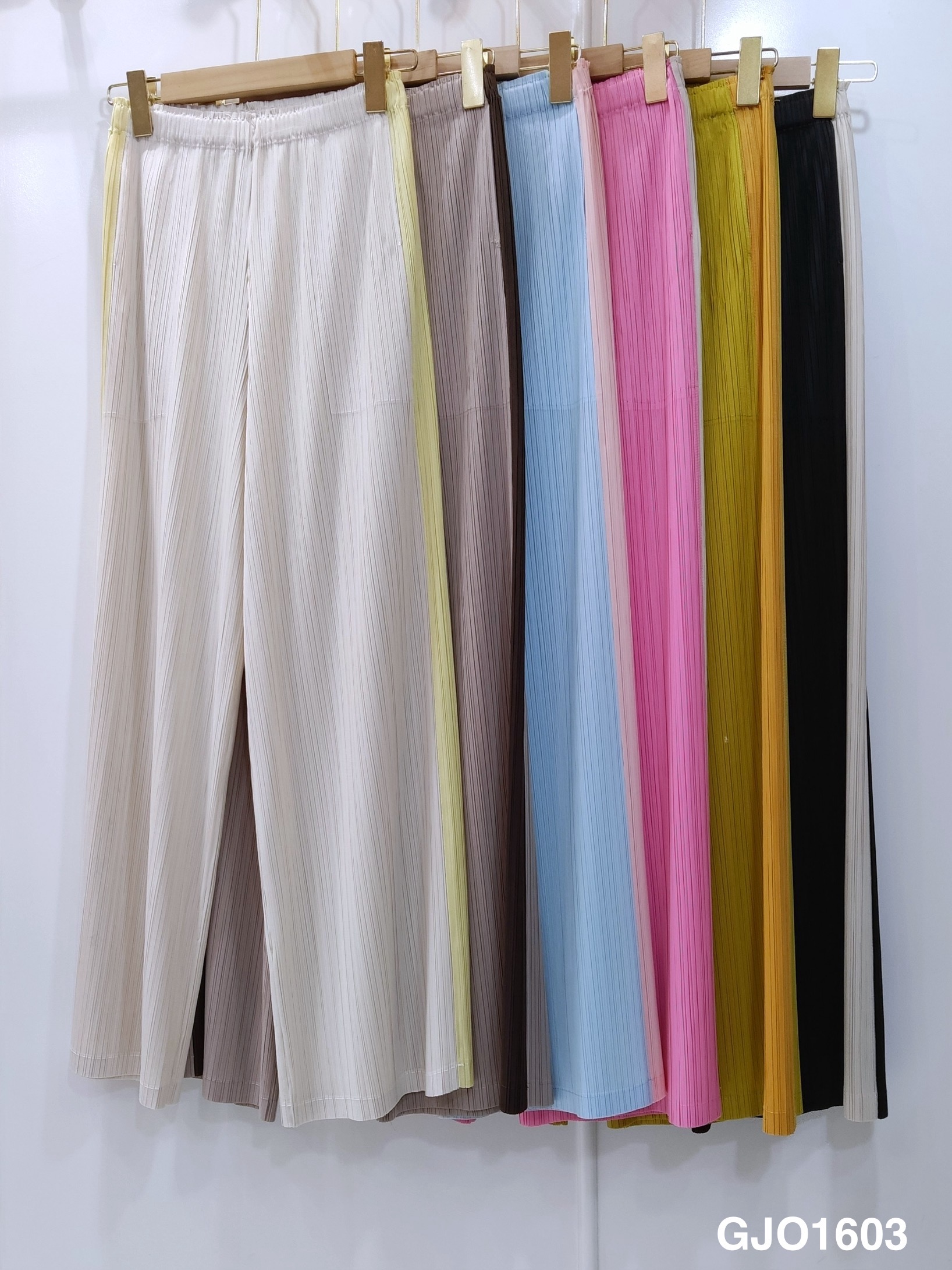 ปรับราคาลง20%!! ยาว 37.5นิ้ว 2MUAY รุ่น GJO1603 กางเกงพลีทคุณภาพ SIDE STRIPED TWO TONE PLEATED PANTS 6 สี FREE SIZE
