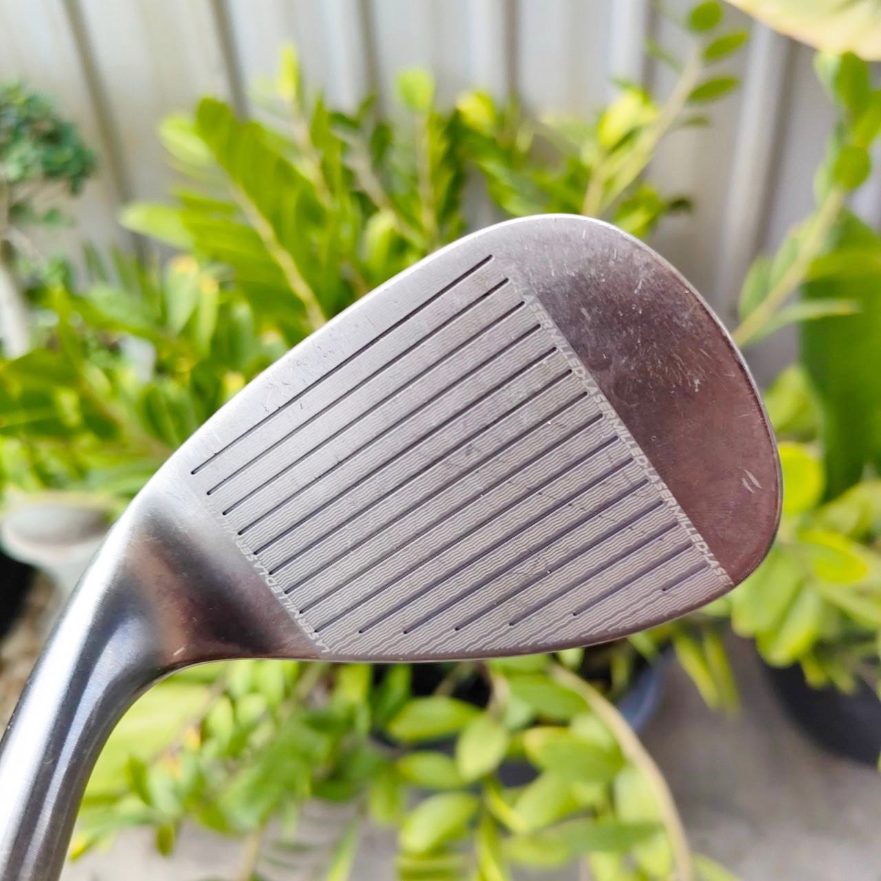 WEDGE CLEVELAND CG17 องศา 60 BOUNCE 12 ก้าน DYNAMIC GOLD FLEX WEDGE ZIP GROOVE ร่องสี่เหลี่ยม เหมือน ซิป หน้าใบเลเซอร์ MILLED ให้สปินได้ดีมาก ไม้กอล์ฟพรีเมี่ยมมือสอง ของแท้ By NakaraLuxurious