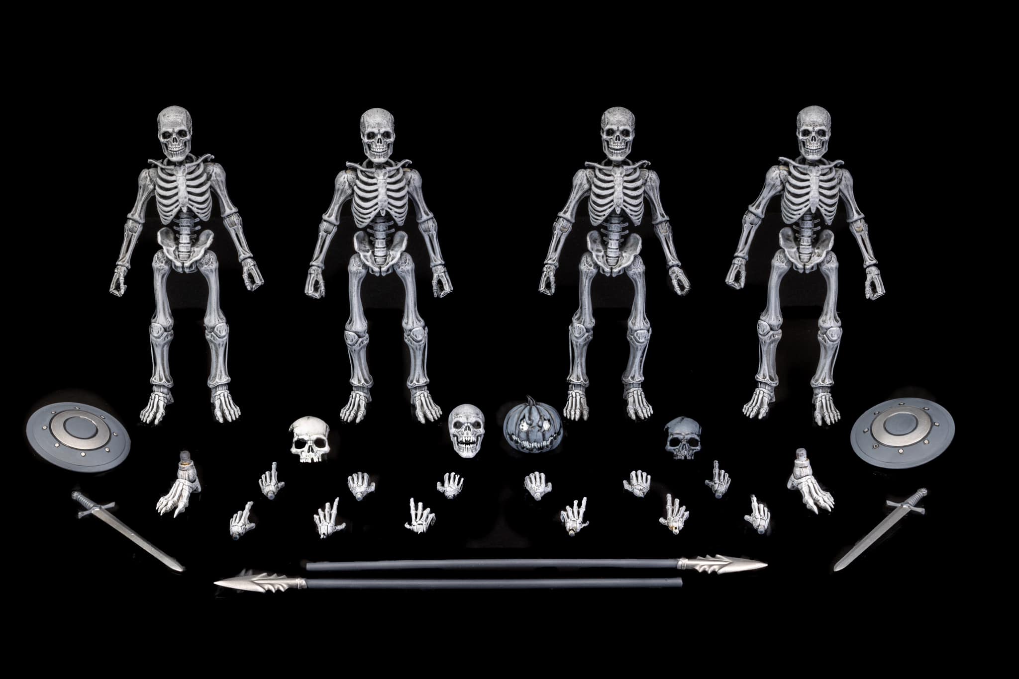 [พร้อมส่ง] Fourhorsemen : GRAVEYARD SKELETONS 4-pack