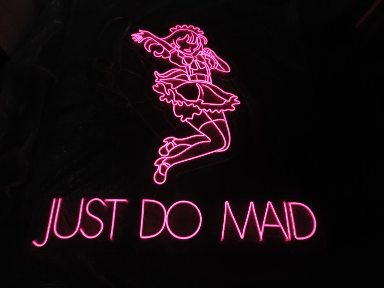 ไฟนีออน เฟค