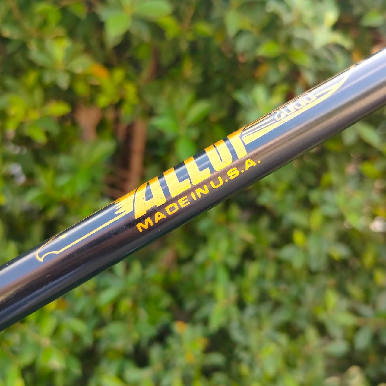 ก้าน DRIVER ALLOY 2000 เป็นก้านของใหม!!! MADE IN U.S.A ความยาวเฉพาะก้าน 45 นิ้ว เป็นก้านที่ควบคุมได้ง่ายมาก ไม้กอล์ฟมือสอง ของแท้ BY NakaraLuxurious