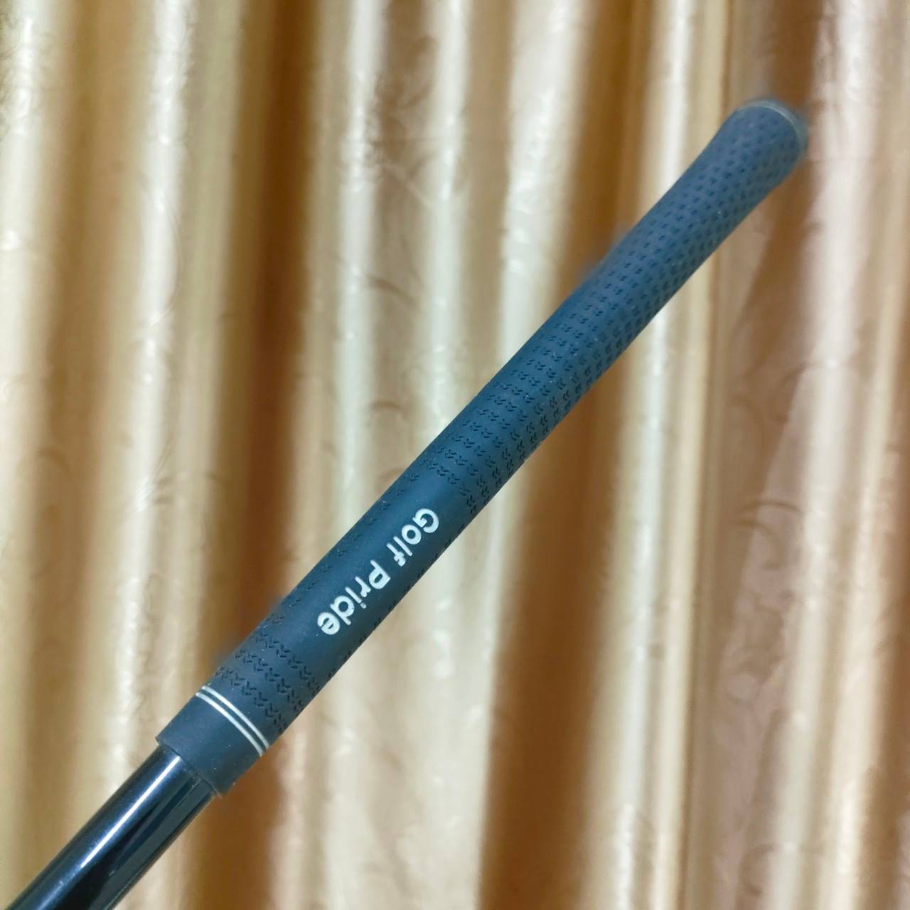 DRIVER KING COBRA SS427 องศา9 ก้าน UST MAMIYA 60 TOUR หน้าเด้งมาก สภาพสวยนางฟ้า ตีง่าย ลูกพุ่งมันส์ๆ เร่งสปีดได้ดีมาก ไม้กอล์ฟพรีเมี่ยมมือสอง ของแท้ By NakaraLuxurious