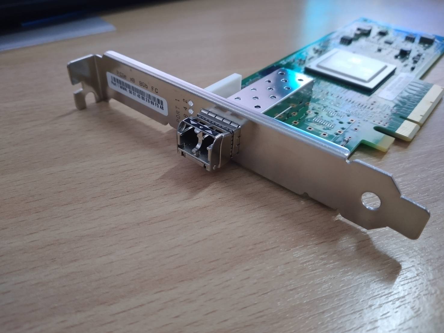 HP Qlogic QLE-2560-8Gb Single Port FC HBA-Part 489190-001 AK344A +8G Transceiver