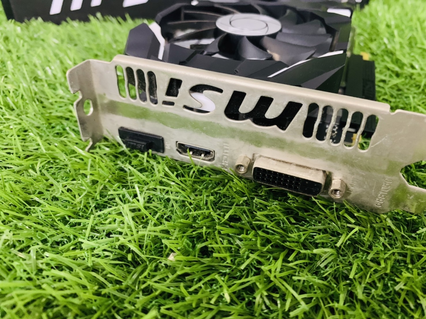 กราฟิกการ์ด Msi GTX1050Ti 4GB DDR5 128bit DVI DP HDMI การ์ดเกม MSI Raphic การ์ด