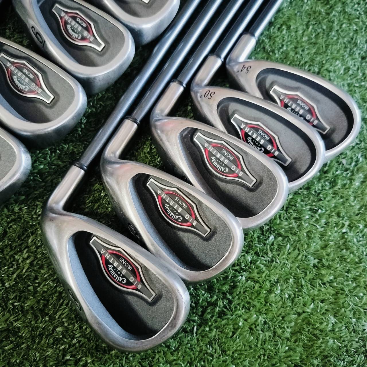 ชุดเหล็ก Callaway BIGBERTHAR สภาพสวย ก้านเดิมๆทั้งชุด เป็นก้าน BIGBERTHAR AM/AT FLEX R ก้านแบบเสียบทะลุตีได้ฟีลลิ่งมาก ไม้กอล์ฟพรีเมี่ยมมือสอง ของแท้ By NakaraLuxurious