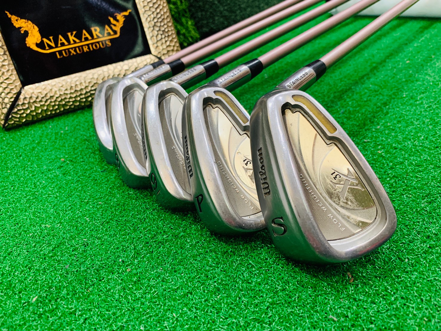 IRON SET WILSON X31 **ไม้กอล์ฟสำหรับผู้หญิง**