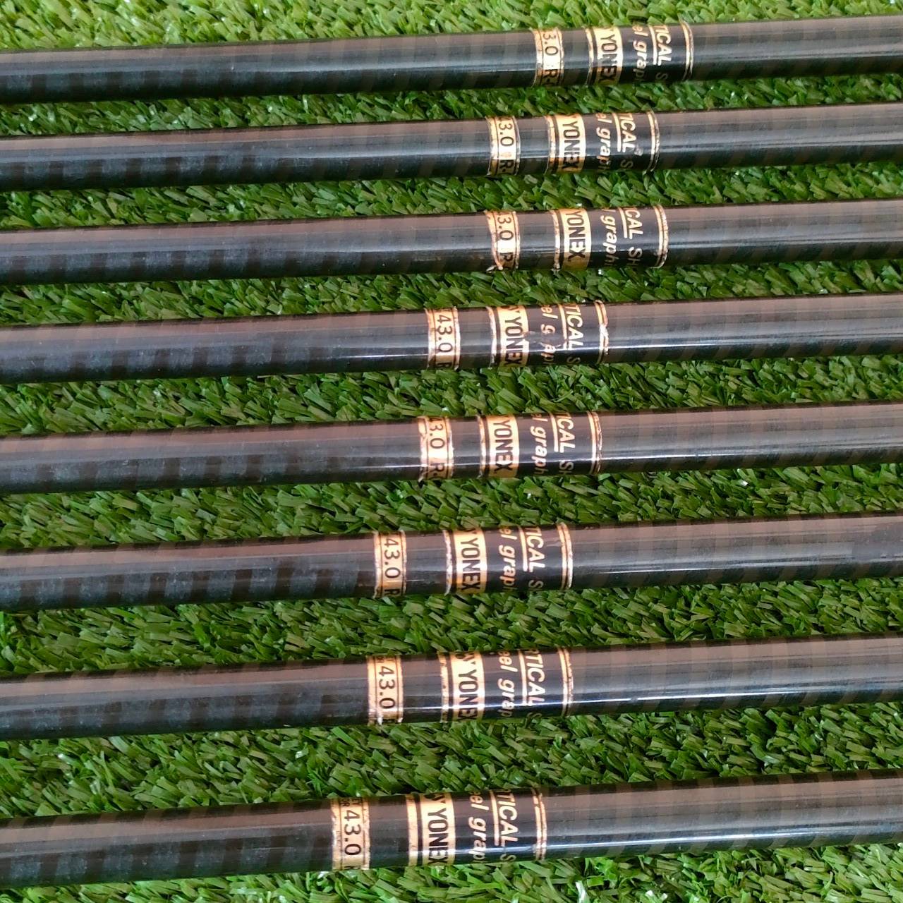 ชุดเหล็ก YONEX CARBONIAON มีเหล็ก 3-10 เคฟล่าทั้งชิ้น ก้าน VORTICAL FLEX R