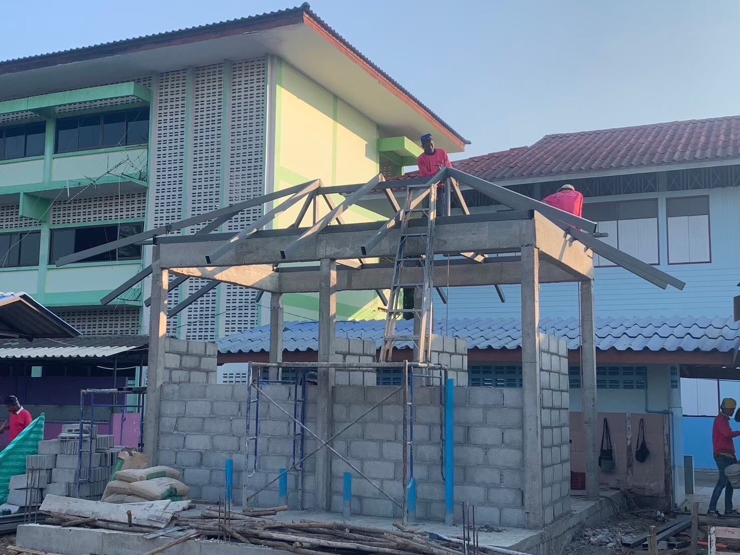 งานสร้างห้องน้ำ รร.วัดหนองเสือ อ.บ้านโป่งจ.ราชบุรี