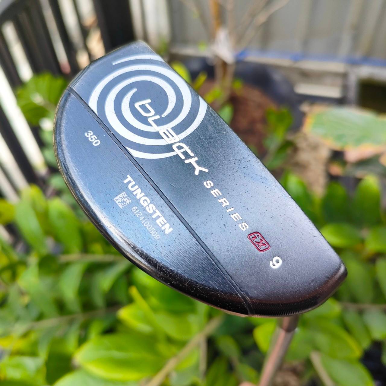 PUTTER ODYSSEY BLACK SERIES ix 9 ความยาว 34 นิ้ว *กริฟเสื่อมสภาพ* รุ่นนี้เป็นหน้านุ่ม ได้ฟีลลิ่งหรูหรามาก ไม้กอล์ฟพรีเมี่ยมมือสอง ของแท้ By NakaraLuxurious
