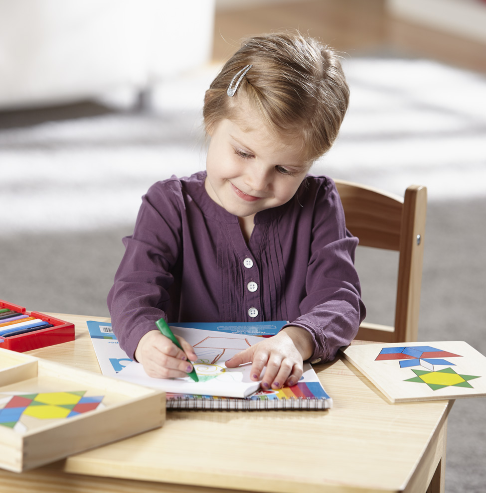 ชุดต่อรูปทรงเรขาคณิต ส่งเสริมการเรียนรู้เรื่องรูปร่าง สี และการแก้ปัญหา Pattern Blocks & Boards STD Melissa&Doug, ของเล่นเสริมพัฒนาการ, ของเล่น