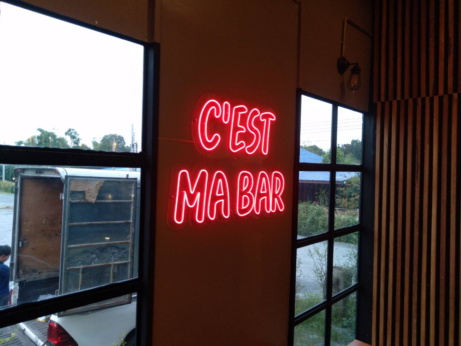 #ป้ายไฟนีออนดัดLED