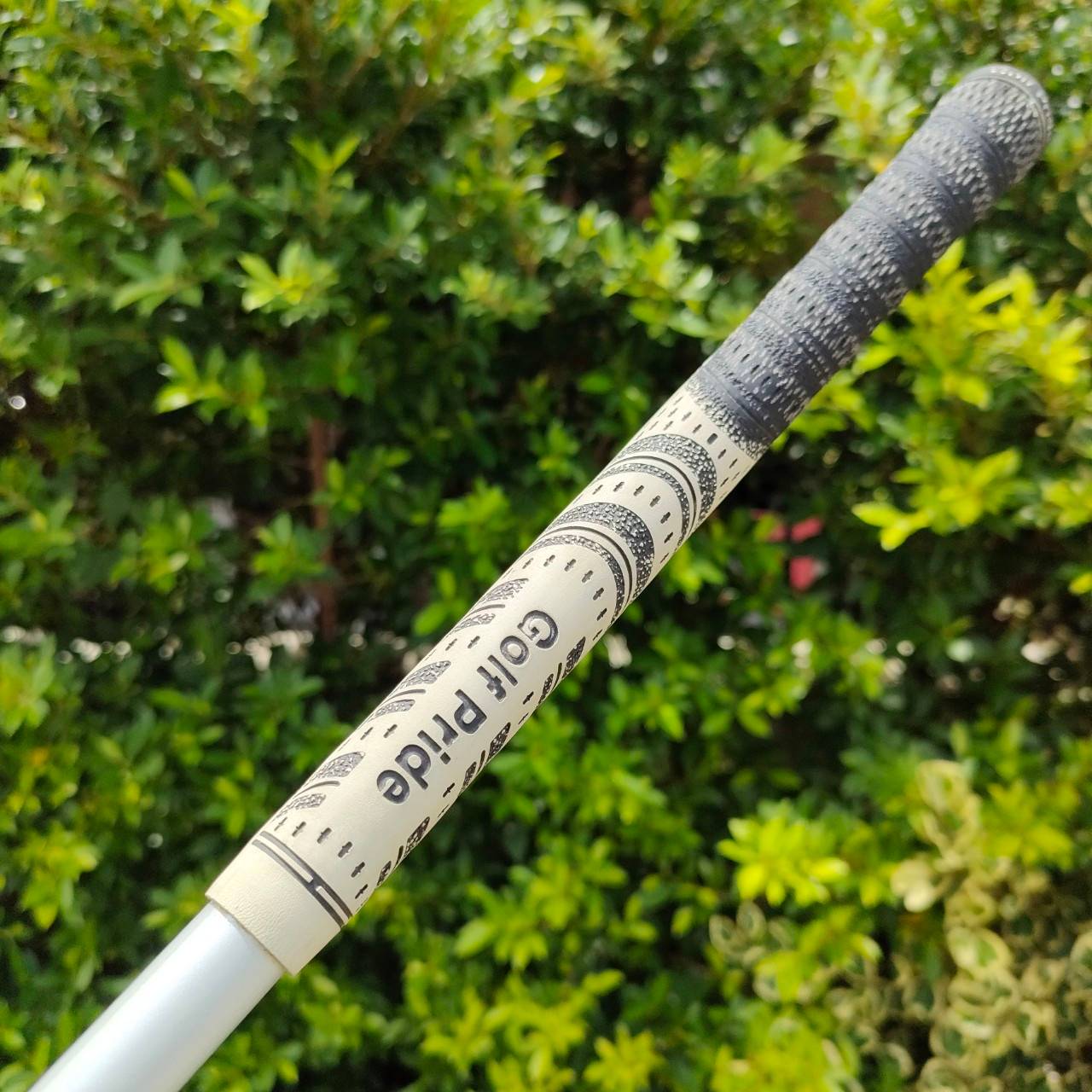 DRIVER TAYLORMADE BURNER ก้าน RE*AX SUPERFAST FLEX R กระดองเคฟล่า และ ดีไซน์ให้เป็นสามเหลี่ยม เด้งทั้งกระดอง ตีง่ายและ ตีไกลมากๆ เสียงเพราะมาก ไม้กอล์ฟมือสอง ของแท้ BY NakaraLuxurious