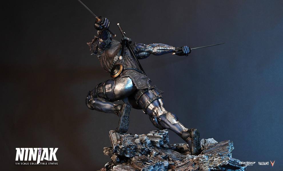 [สั่งจอง]Silver Fox 1/4 Valiant Legendary Scale Statue - Ninjak