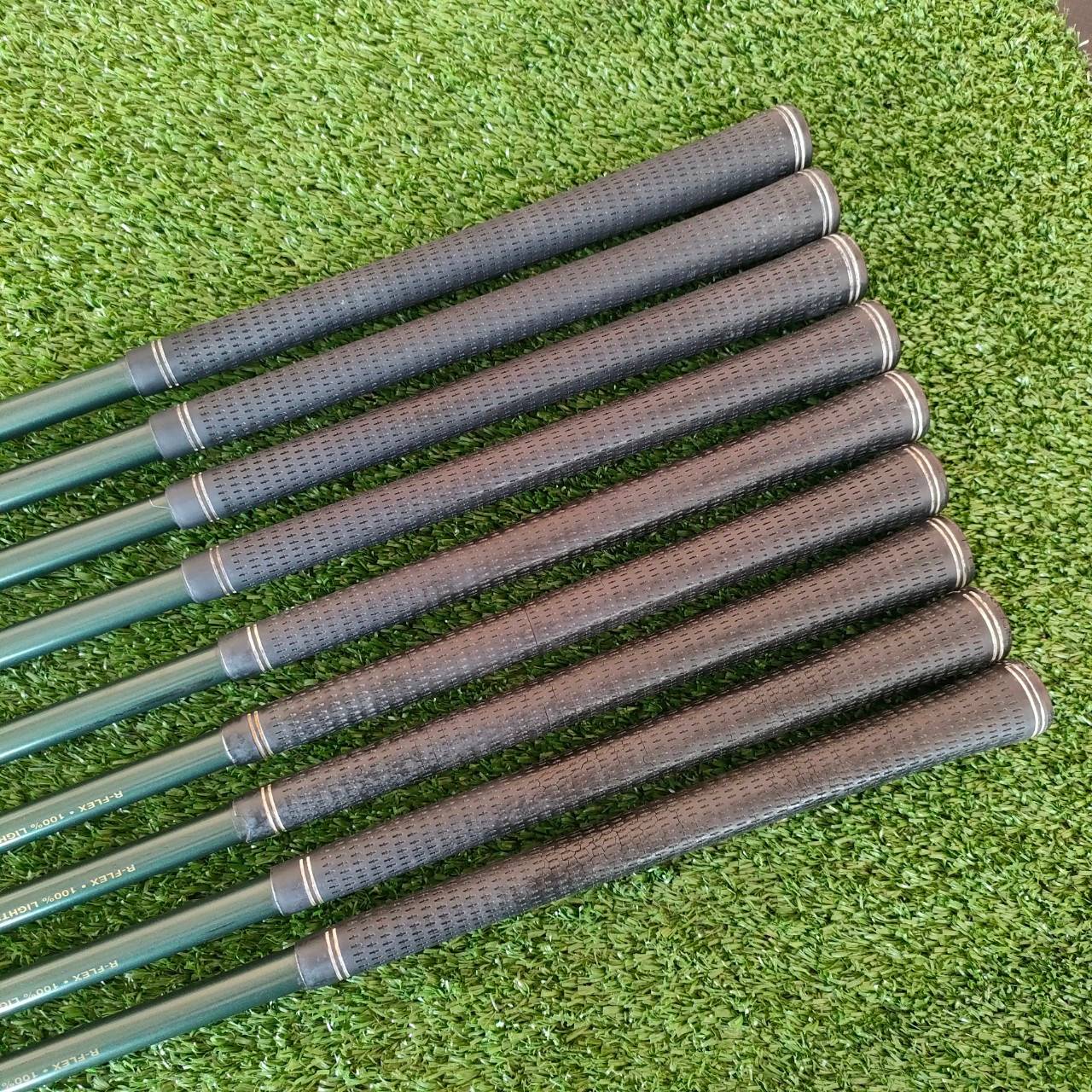 ชุดเหล็ก WILSON SYSTEM 45 มีเหล็ก 3-9 เเละ PW SW ก้าน ULTRA FLEX R ตีง่ายมาก เหล็ก CAVITY ที่วางน้ำหนักไว้ดีมาก ก้านเบาตีสบาย สวยเดิม มาตรฐานมาก!! ไม้กอล์ฟมือสอง ของแท้ BY NakaraLuxurious