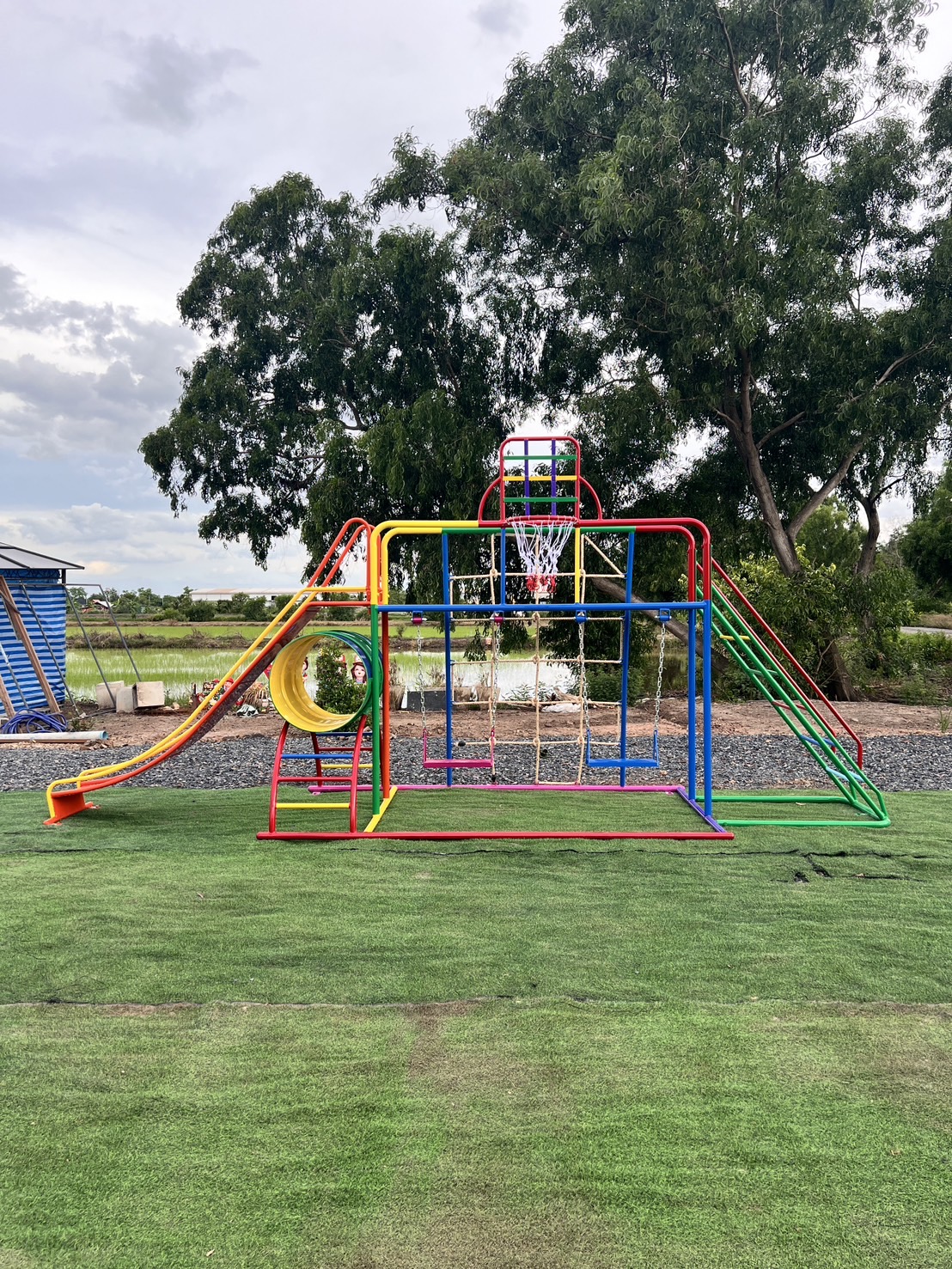 ชุดรวม E เชือกถักใหญ่ ประกอบด้วยสไลเดอร์ชิงช้าปีนป่ายแป้นบาสและถังลอดถ้ำ กระดานลื่นเหล็ก เครื่องเล่นสนามกลางแจ้ง เครื่องเล่นสนามเหล็ก OutdoorPlayground,ผลิตเครื่องเล่นสนาม,เครื่องเล่นในสนามเด็กเล่น,เครื่องเล่นงบสพฐ.,ประชารัฐ, ราคาโรงงาน